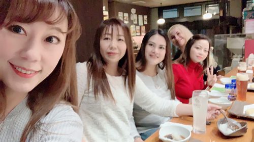 スナック 茜 日本 中国 フィリピンのmix店 美人ママや可愛い女の子達と楽しめます 全日本スナックナビのブログ